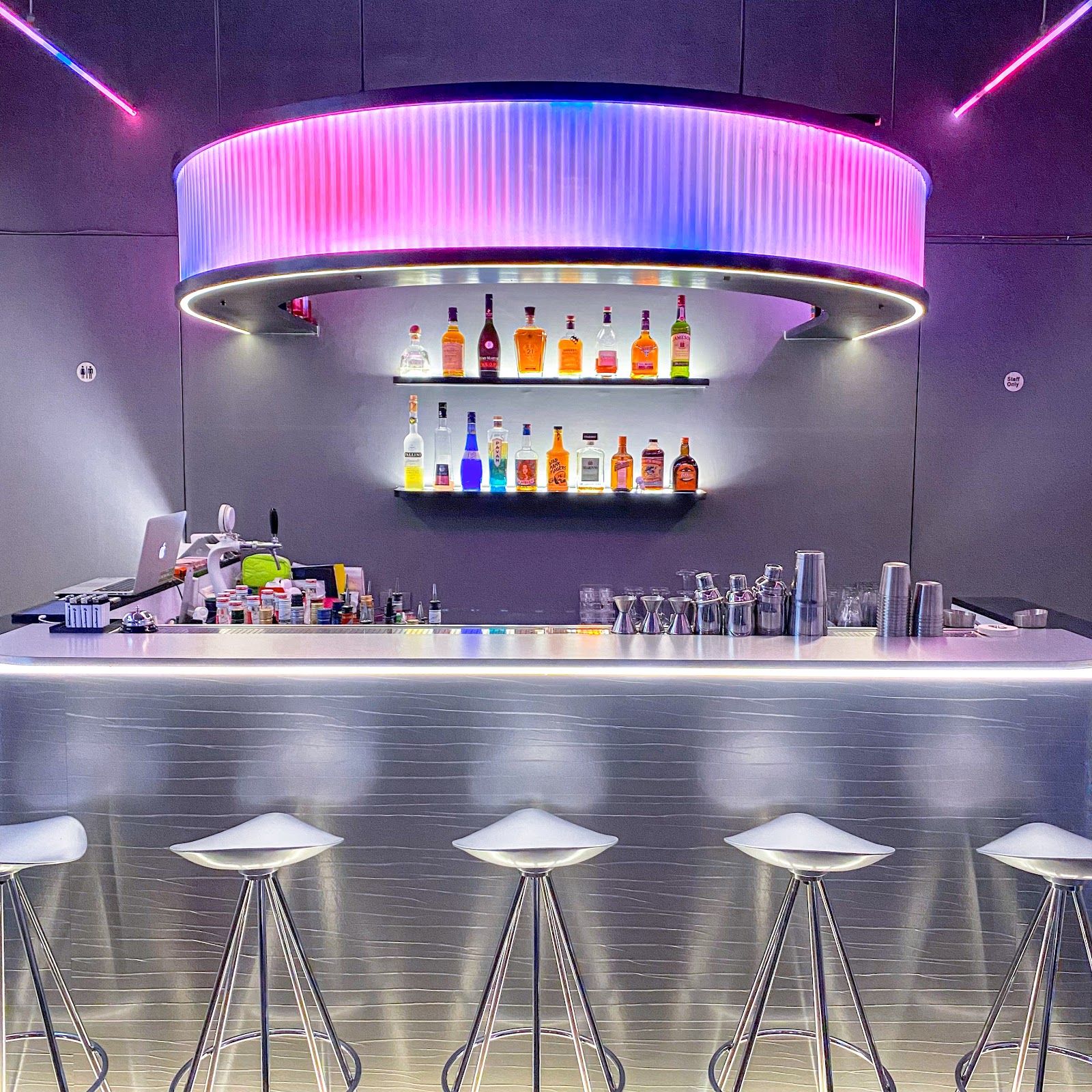 Escape Bar — venue in Taipei