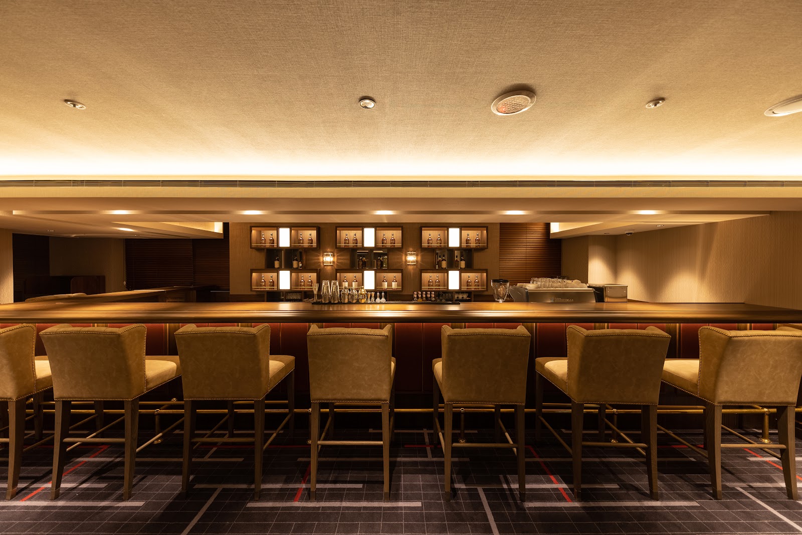 THE BAR — bar in Taipei