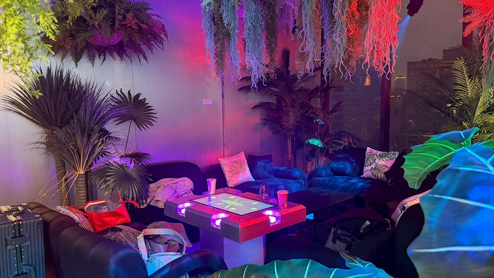 JUNGLE PLAY Taipei — pub in Taipei