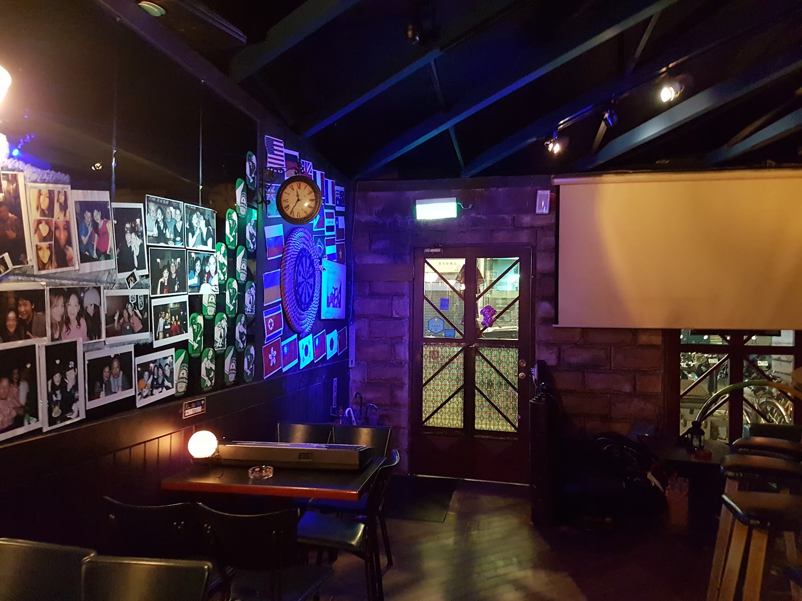 SENSE PUB — pub in Taipei