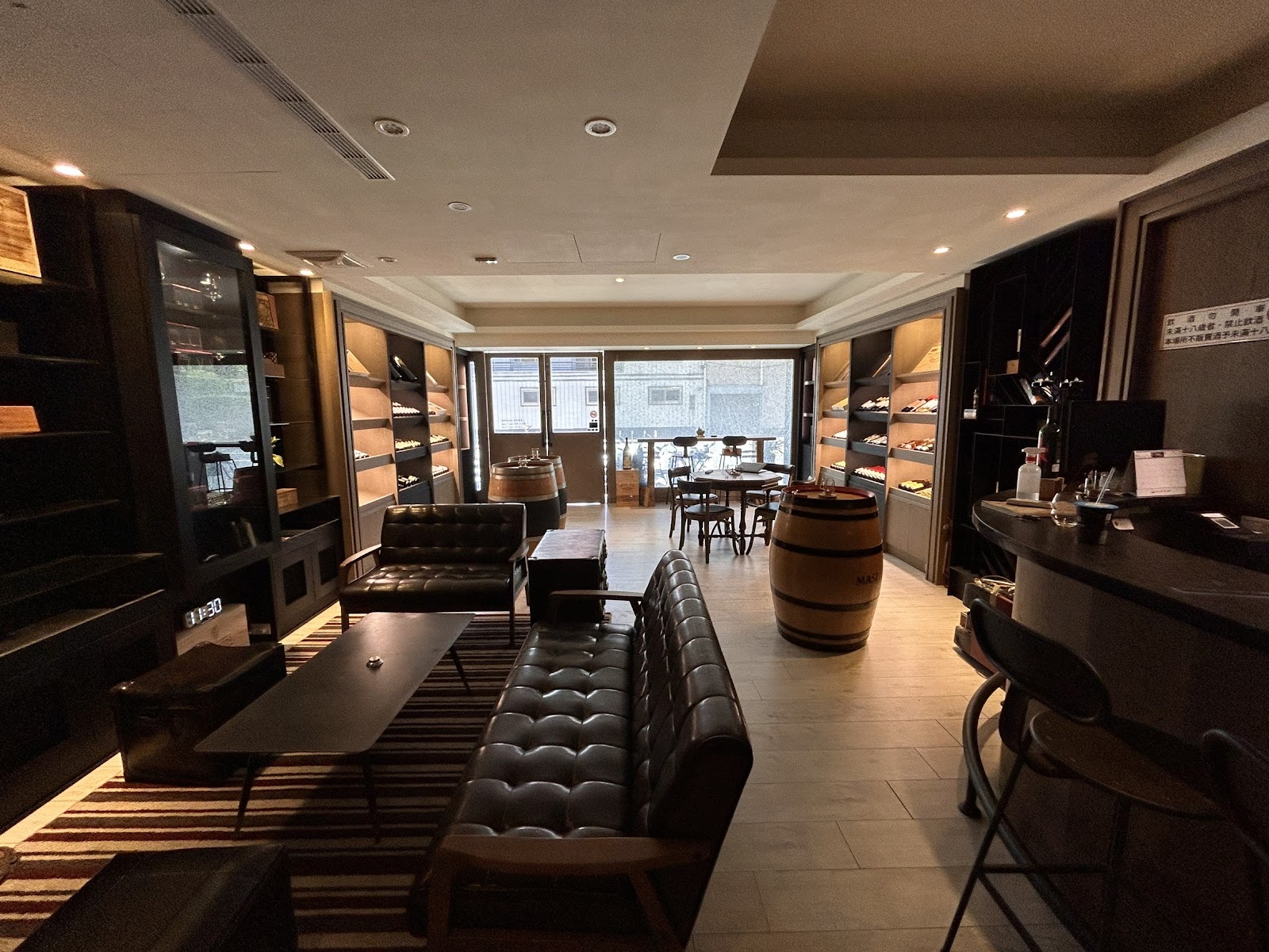 Zion Wine Club — wine bar in Taipei